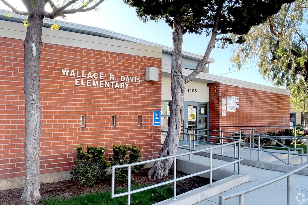 Entrance of Wallace R. Davis Elementary School