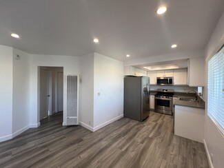1639 W 205th St Unit 4, Torrance, CA 90501
