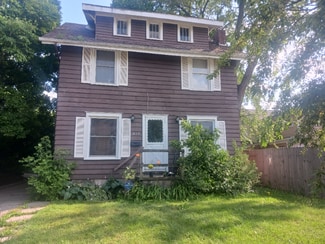 817 Bancroft Ct, Lansing, MI 48915