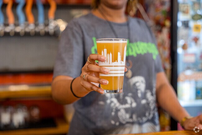 The breweries near Hunter Hills, like Best End Brewing, serve up a variety of beer types.