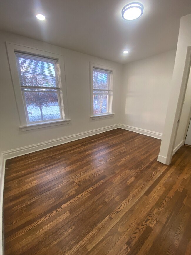 4746 S Grand Blvd unit 2S, Saint Louis, MO 63111 - photo 4