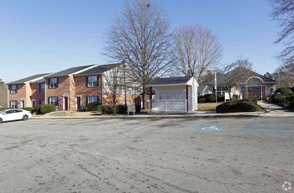 Orchard Pointe 2021 Orchard Hollow Ln, Raleigh, NC