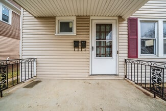 2085 Marlowe Ave Unit Down Unit, Lakewood, OH 44107