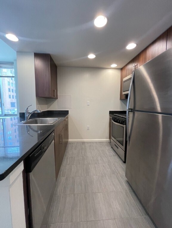 The Toy Factory Lofts unit 617, Brooklyn, NY 11201 - photo 2