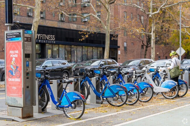 Citi Bike stations near Stuyvesant support cycling access across Manhattan.