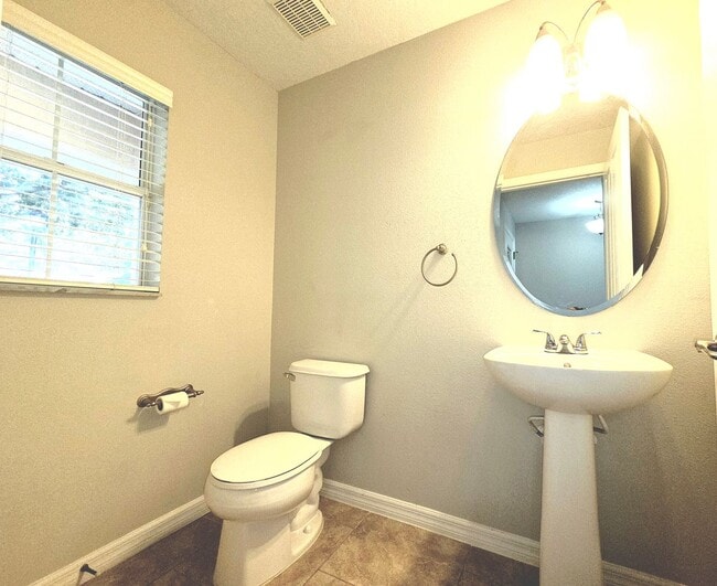 13838 Phoenix Dr, Orlando, FL 32828 - photo 7