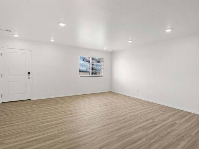 21107 E 65th Ave unit 37074792, Aurora, CO 80019 - photo 6