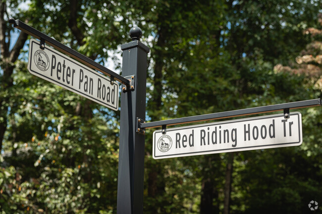 Lookout Mountain South is known for its affectionately named, fairytale streets.