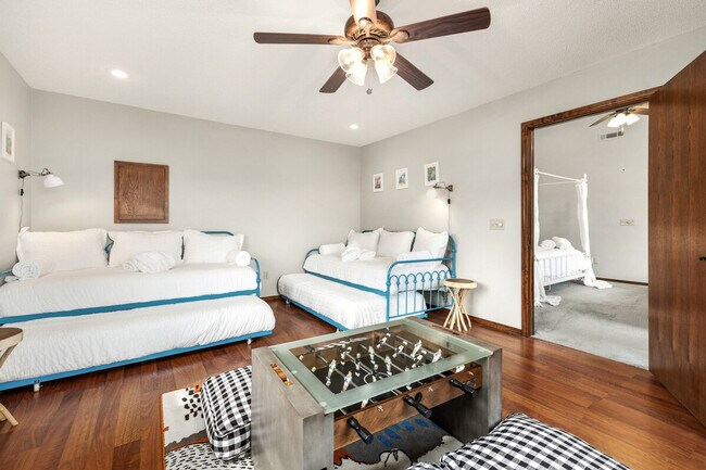 8383 S Lakeshore Dr unit ID1221807P, Rogers, AR 72756 - photo 5