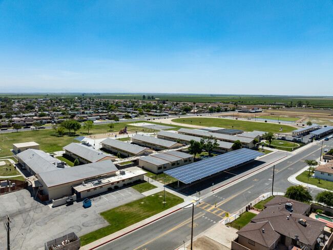 Courses in Reading, Writing, and Literature are available at Del Vista Math and Science Academy.
