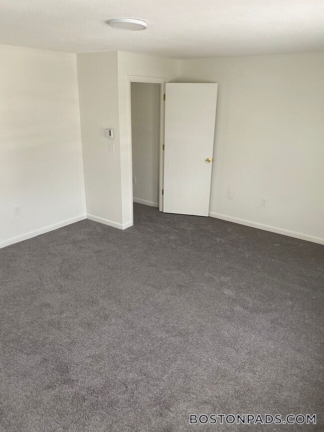 221 West St unit 21, Leominster, MA 01453 - photo 6