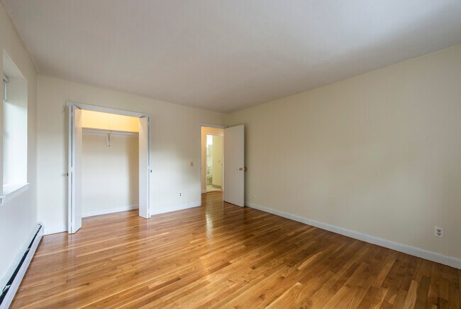 18 Ashford St unit 8B, Allston, MA 02134 - photo 5