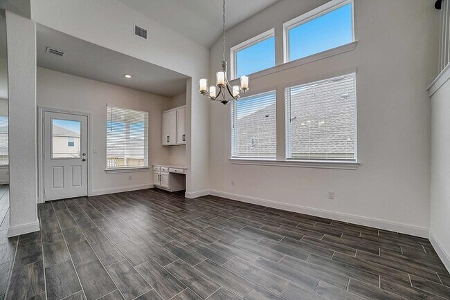 1716 Seekat Dr unit 36478085, Canyon Lake, TX 78132 - photo 6