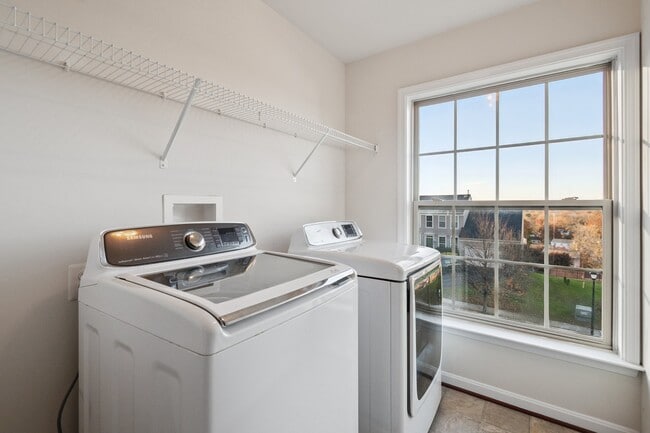 12910 Hallwood Place, Fort Washington, MD 20744 - photo 7