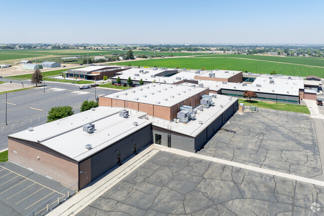 Aerial context North at Valliview Middle School.