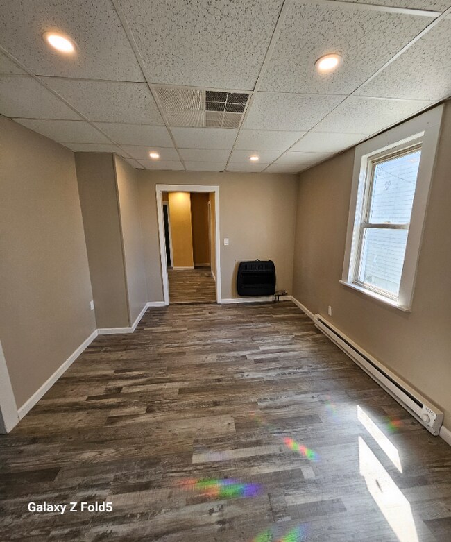 833 N Valley Ave unit 833 North Valley Ave, Olyphant, PA 18447 - photo 4