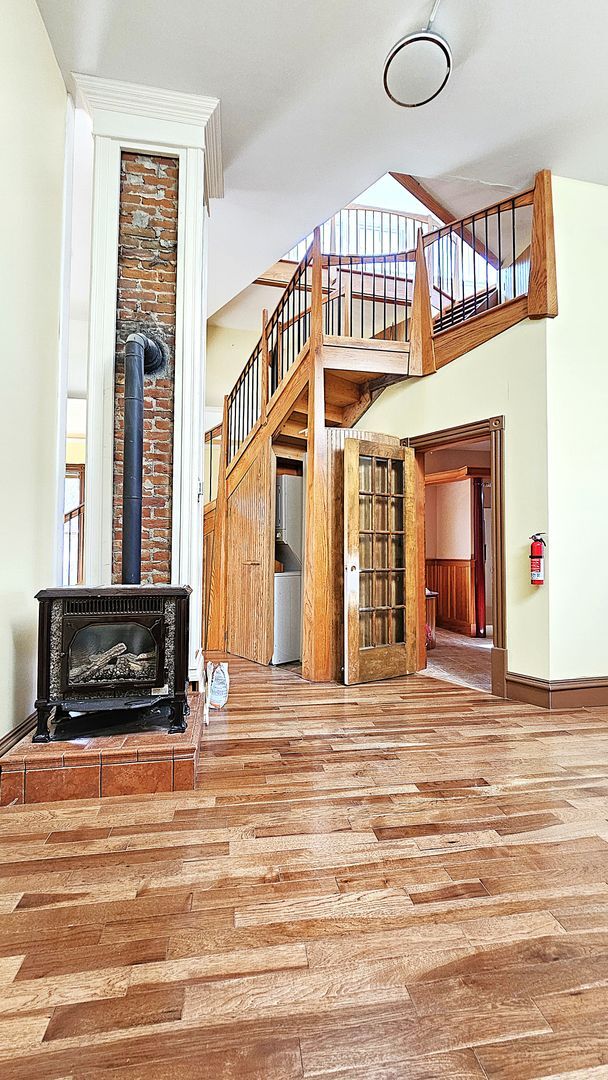 141-141 N Champlain St unit 141 N Champlain St A, Burlington, VT 05401 - photo 2