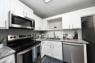 2814 de Mel Ave, Louisville, KY 40214