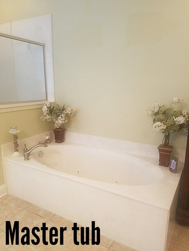 407 E Hull St, Savannah, GA 31401 - photo 7