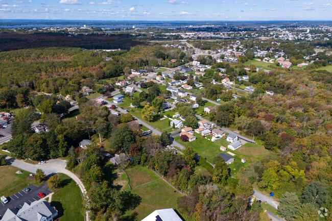 A view over Eagleville highlights the neighborhood's proximity to Fall River.