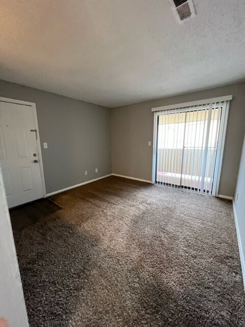 Hunters Ridge, Huntsville, AL 35802 - photo 2