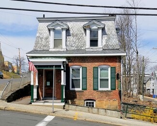 45 White St, Shelton, CT 06484