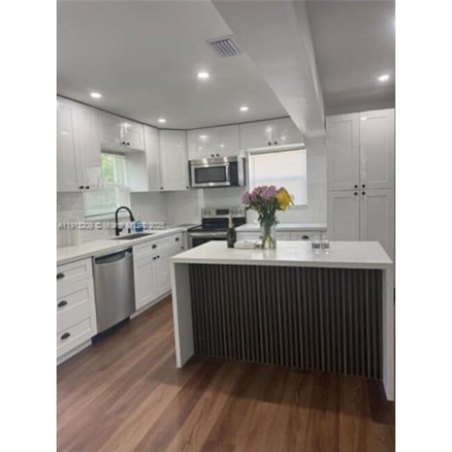 5636 NW 4th Ave, Miami, FL 33127 - photo 5