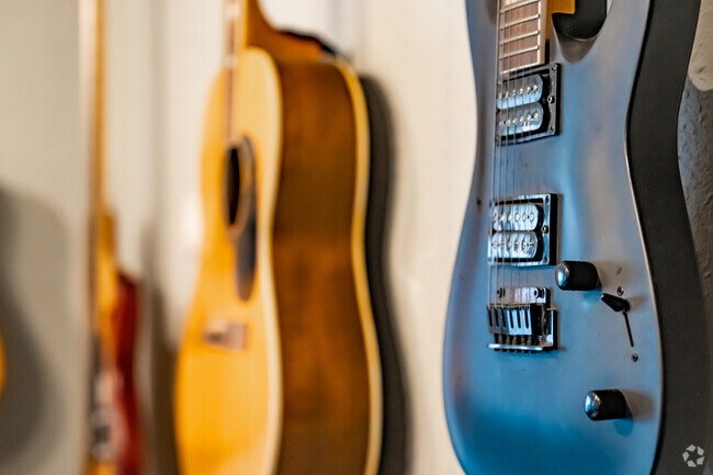 Northern Mississippi is the birthplace of the Delta Blues, one of the most historic and influential music genres in US history.