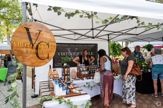 Port Orange Pavilion Farmers Market occurs weekly nearby Countryside.