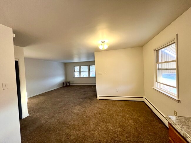 705 Bywood Ave unit 1st floor, Upper Darby, PA 19082 - photo 3