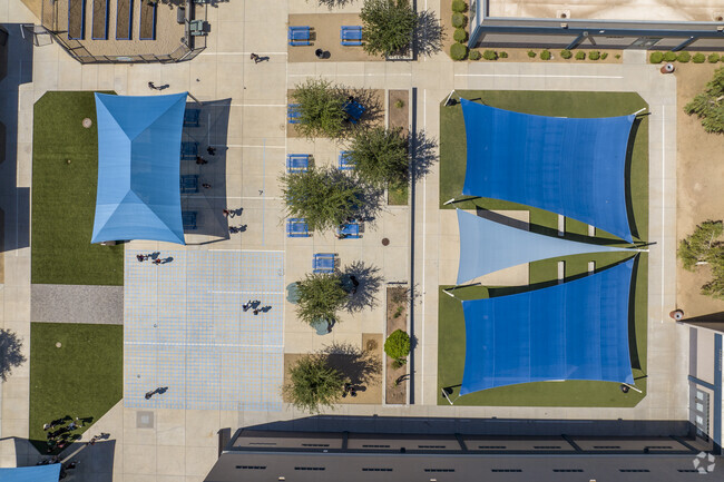 Phoenix’s kids attending Ingleside Middle School can gather outside between classes.