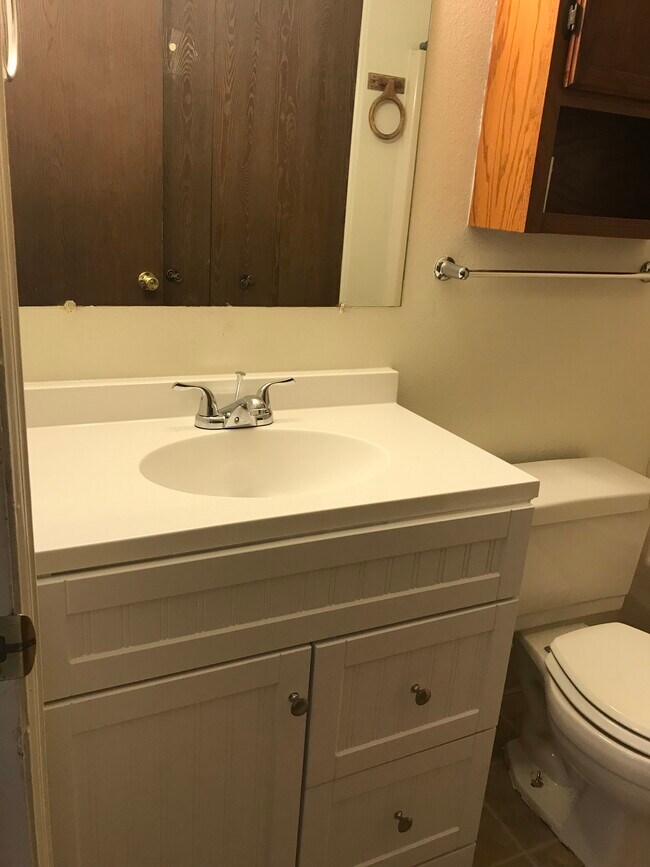 116 Erickson Ct unit D, Cheyenne, WY 82009 - photo 6