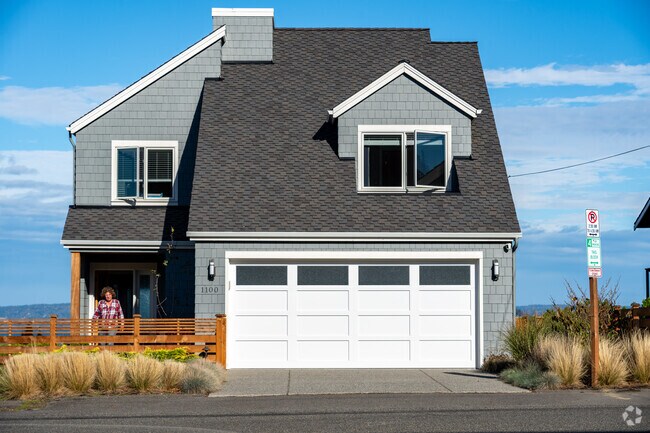 Waterfront homes are available on 2nd Street in Old Town Mukilteo.