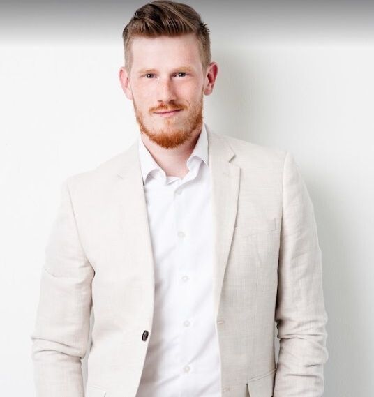 Agent Photo