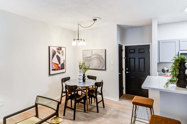 Bracken House, Pittsburgh, PA 15212 - photo 3