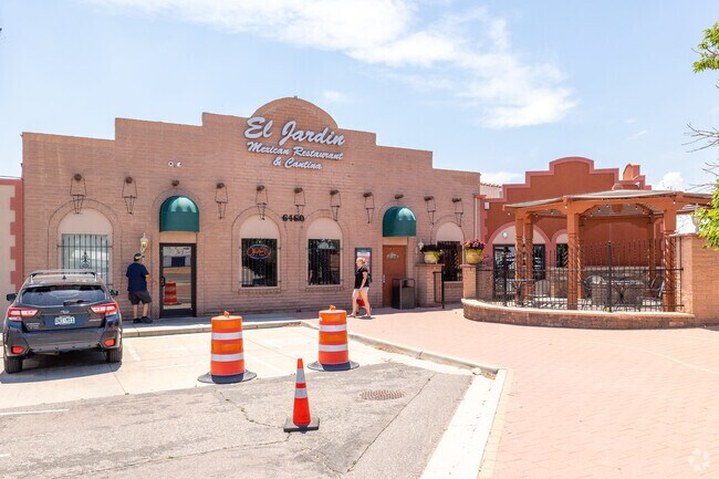 El Jardín Restaurant & Cantina is Dupont legend for authentic Mexican food.