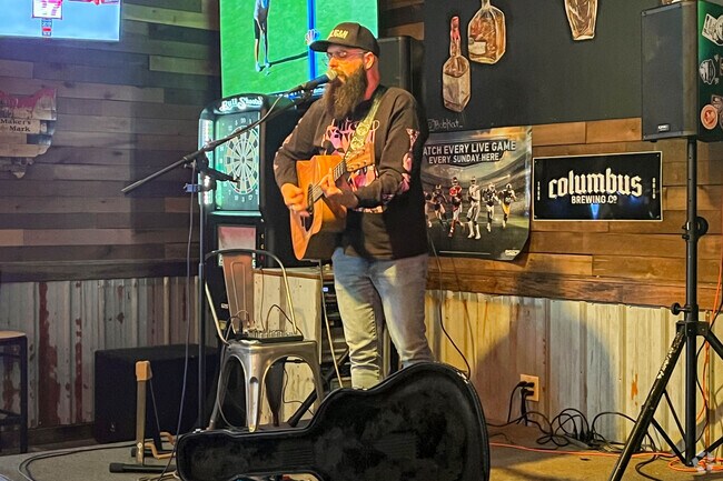 The Double Barrel Kitchen & Bar hosts live music on the weekends.