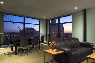 324 Brady St, Davenport, IA 52801