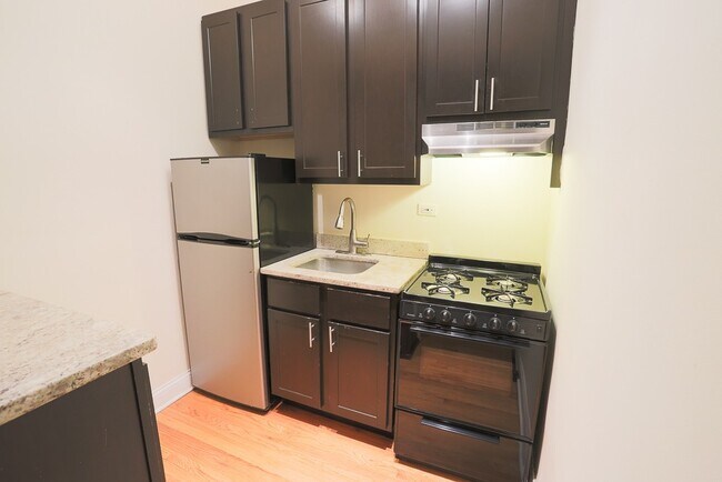 4614 N Paulina St unit A09C, Chicago, IL 60640 - photo 5
