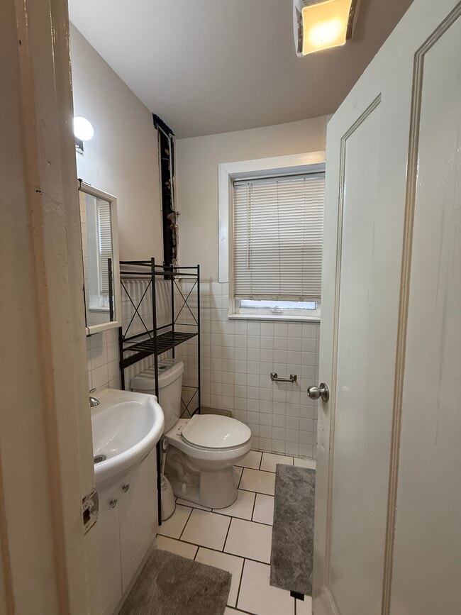 5207 S Artesian Ave unit 1, Chicago, IL 60632 - photo 5