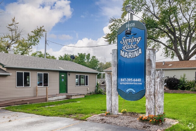 Spring Lake Marina is one of the many places you can launch your boat from.