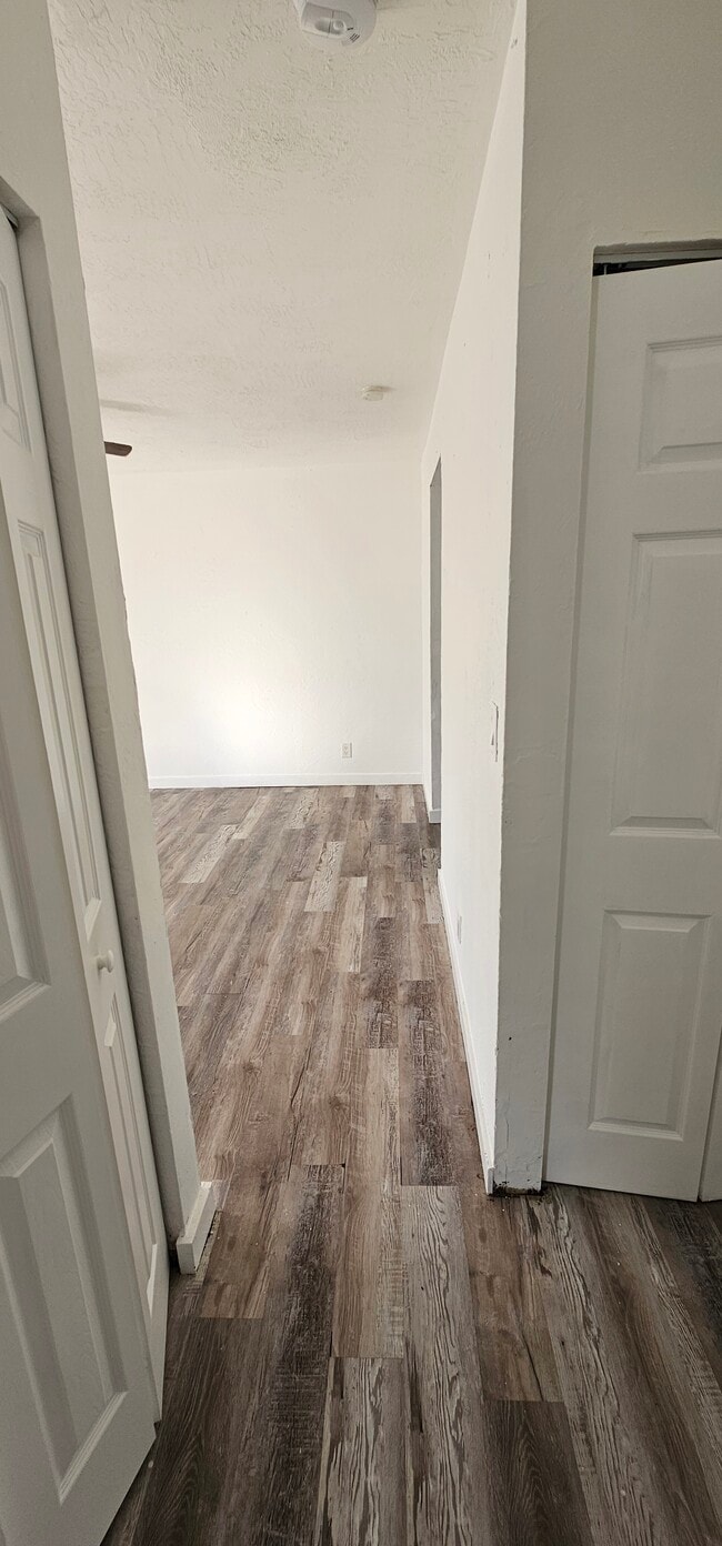 1051 NW 27th Ave, Fort Lauderdale, FL 33311 - photo 6