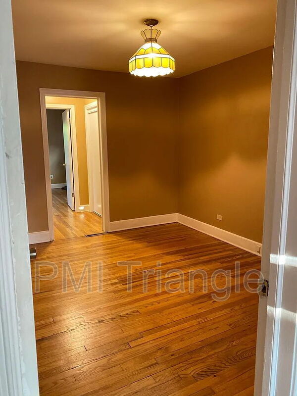 127 Nelson St, Durham, NC 27707 - photo 4