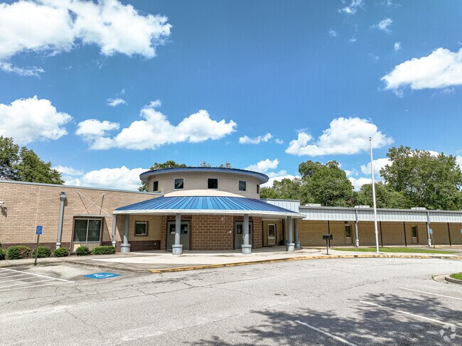 Front entrance of Bayvale Elementary School Augusta, GA.