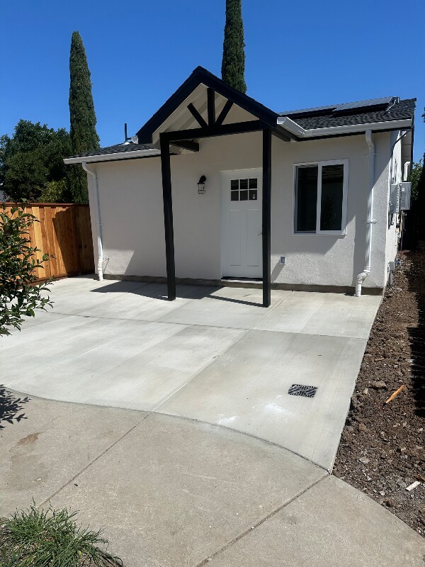 88 W 7th St, Pittsburg, CA 94565