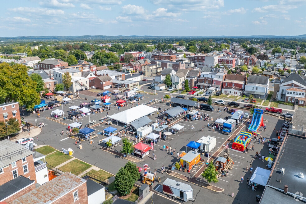 Neighborhood_BOYERTOWN_V2_021624