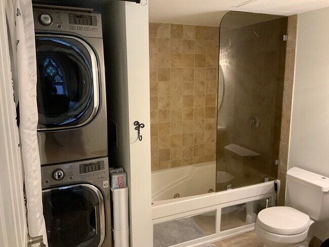 48 W Broadway unit 307, Boston, MA 02127 - photo 6