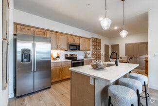 211 Gilroy Dr, Cordova, TN 38018