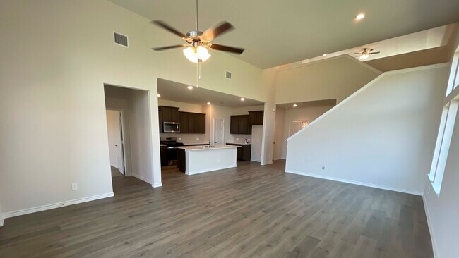 618 Divine Gardens Dr, Lavon, TX 75166 - photo 5