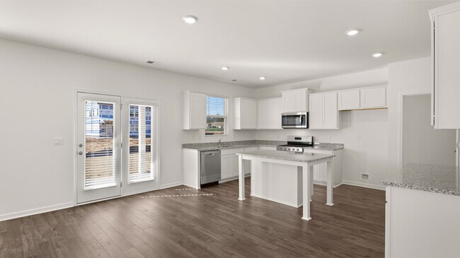 65 Weymouth Dr, Locust Grove, GA 30248 - photo 4